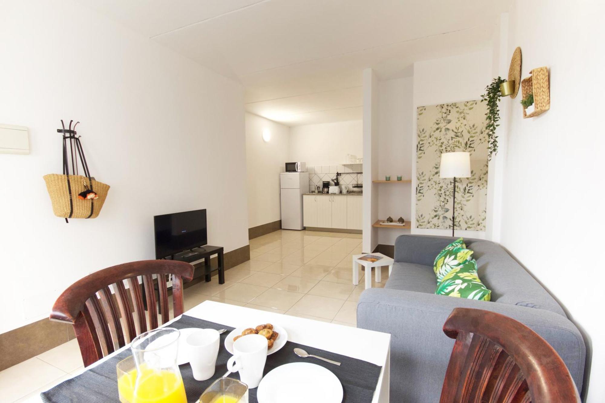 Apartamentos A 10 Minutos Del Aeropuerto Carrizal Cameră foto